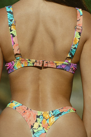 PRE ORDER 90s Underwire Bikini Top with a Twist - Calypso